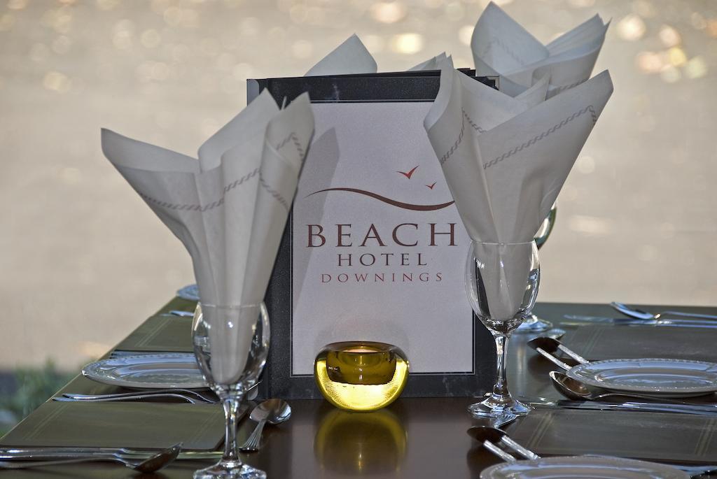 דאונינגס Beach Hotel & Restaurant מראה חיצוני תמונה